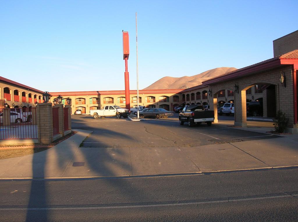 Rodeway Inn - Santa Fe Inn Winnemucca Bagian luar foto