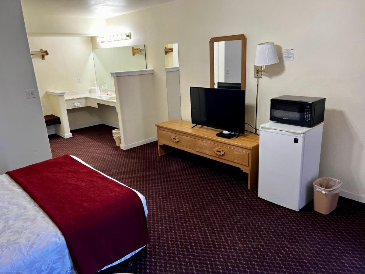 Rodeway Inn - Santa Fe Inn Winnemucca Bagian luar foto