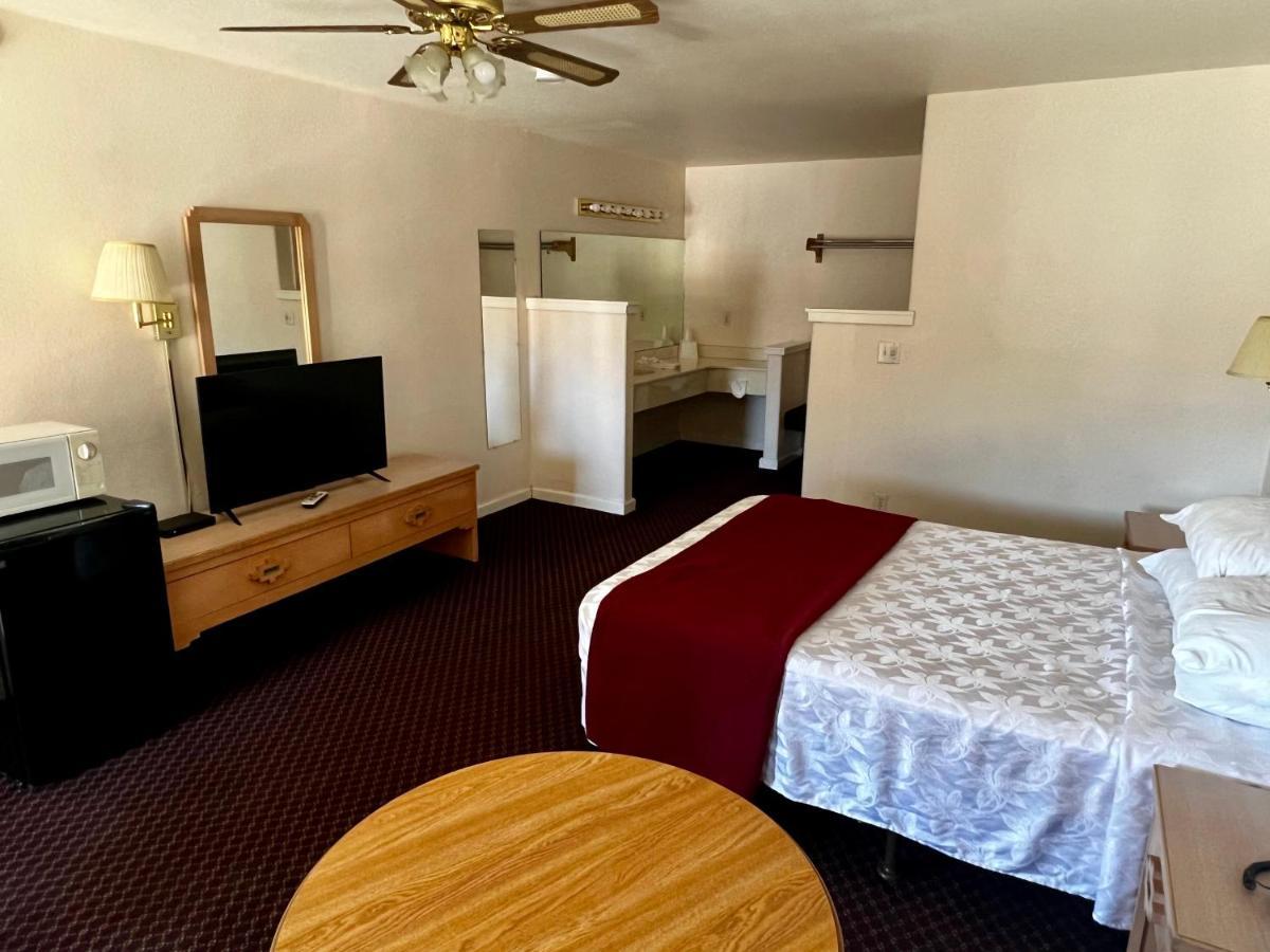 Rodeway Inn - Santa Fe Inn Winnemucca Bagian luar foto