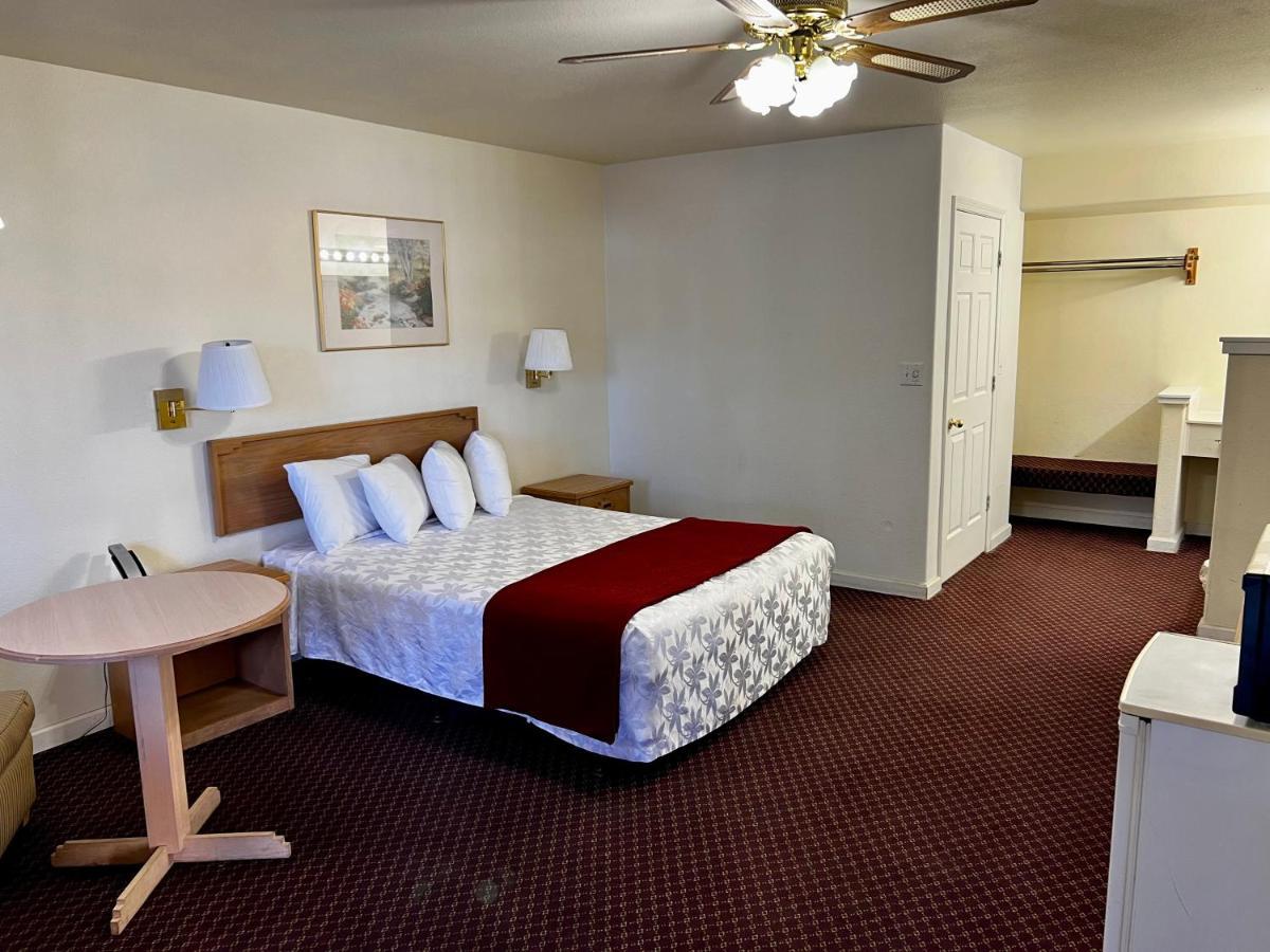 Rodeway Inn - Santa Fe Inn Winnemucca Bagian luar foto